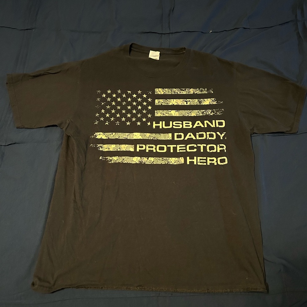 Black Graphic Men's T-Shirt